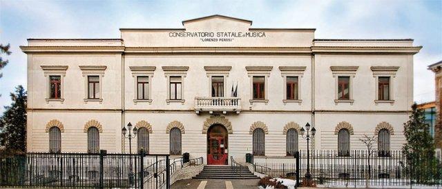意大利坎波巴索音樂(lè)學(xué)院（CONSERVATORIO di CAMPOBASSO 